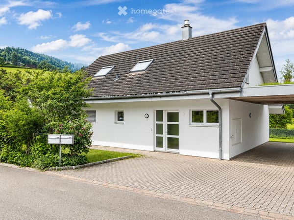 Grosszügiges 6.5-Zimmer-Einfamilienhaus an ruhiger Lage in Niederdorf 2