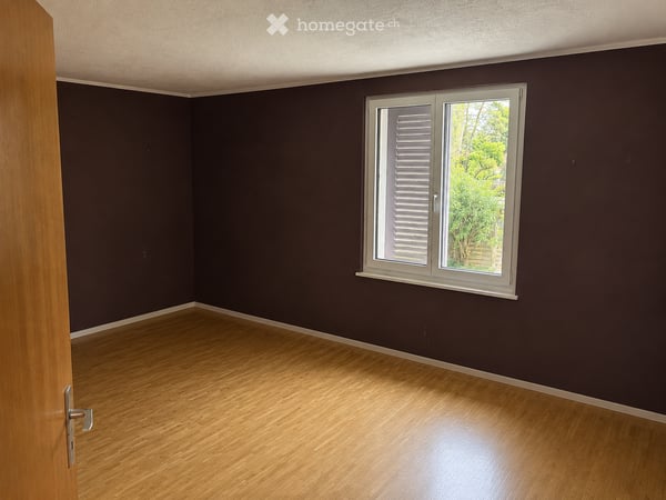 5.5-Zimmer-Einfamilienhaus mit Garten, Balkon, Garage und Aussenparkplätze 12