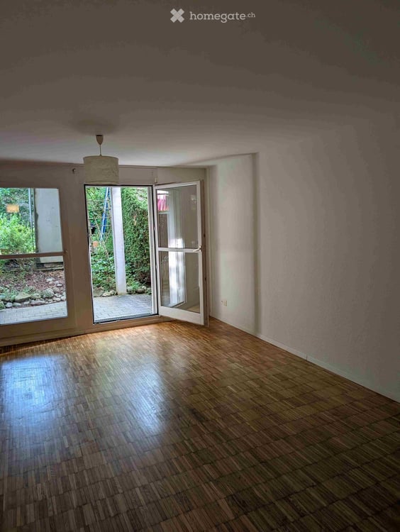 Vermietetes Anlageobjekt mit Gartensitzplatz, grossem Keller und Tiefgaragenplatz in Bonstetten 2