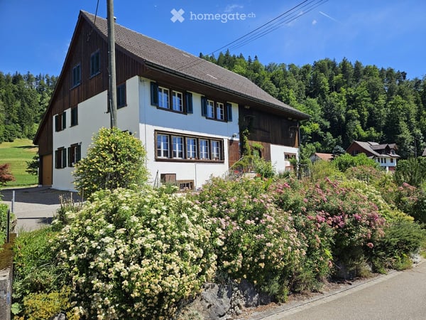 Charmantes Bauernhaus an ruhiger Lage i…