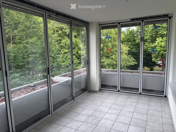 Helle 4.5-Zimmer-Wohnung mit Balkon in ruhiger Lage in Widen 11