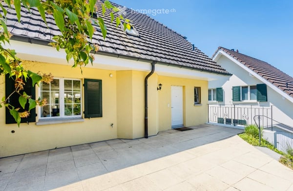 Freistehendes Landhaus mit Pool & Garten – nahe Winterthur 2