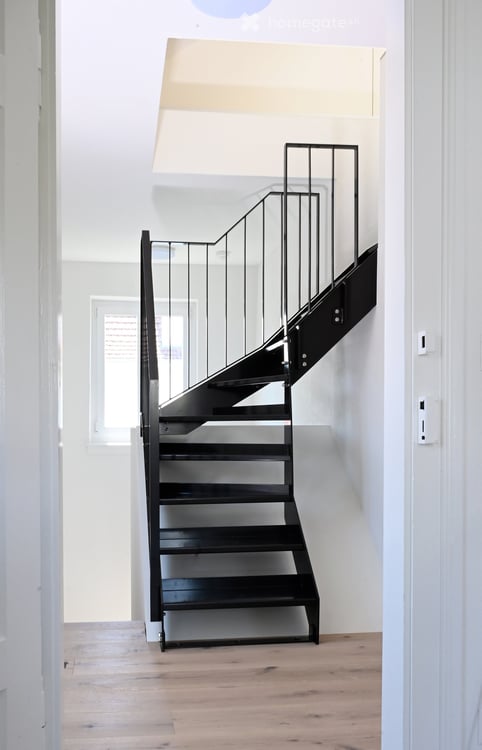 Kernsanierte 4.5-Zimmer-Dachwohnung an schöner, ruhiger Lage in Arbon 6