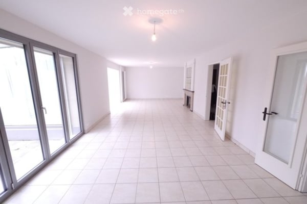 Maison mitoyenne de 9 pièces à louer à Pregny-Chambésy – Calme, lumineuse et familiale 4