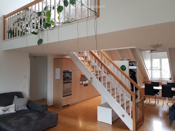 Charmante 4.5-Zimmer-Maisonette-Wohnung in Effretikon 4