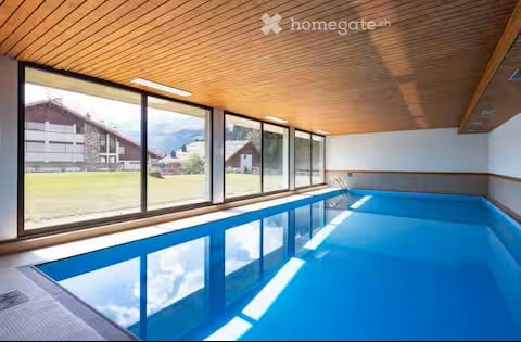 Studio avec vue panoramique sur les montagnes à Crans avec piscine et sauna 8