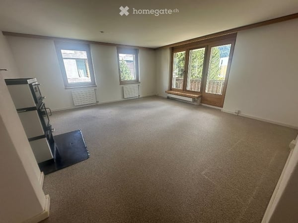 Helle 4.5-Zimmer-Wohnung an der Promenade in Davos Dorf Verkauf im zweistufigen Bieterverfahren 2