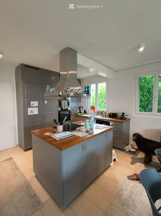 Grosszügige 5.5-Zimmer-Wohnung mit Balkon und schöner Aussicht in Küsnacht ZH 4