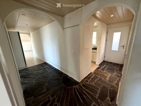 Charmante 6.5-Zimmer-Ferienwohnung in Laax – sofort verfügbar 3