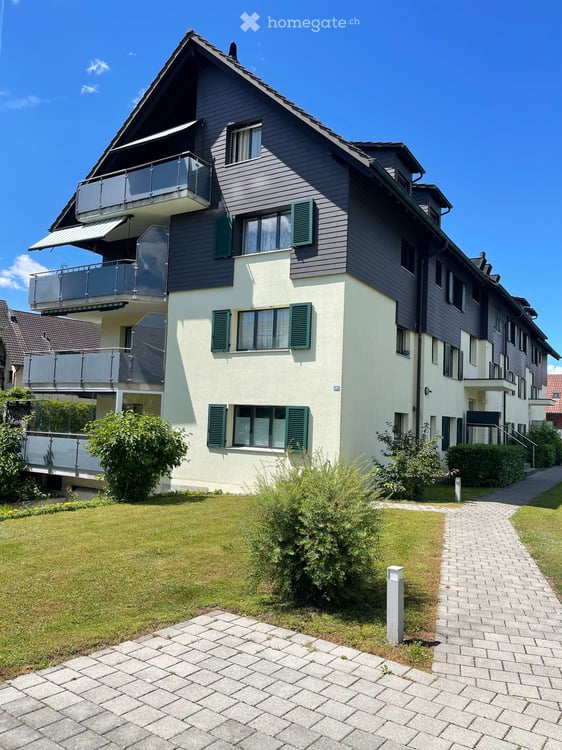 Gemütliche frisch renovierte 2.5-Zimmer-Wohnung mit Gartensitzplatz 11