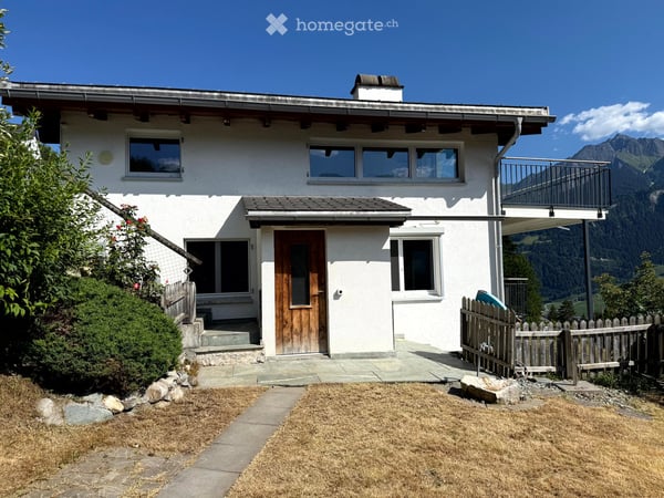 Charmante 6.5-Zimmer-Ferienwohnung mit Garten in Laax – sofort verfügbar 2