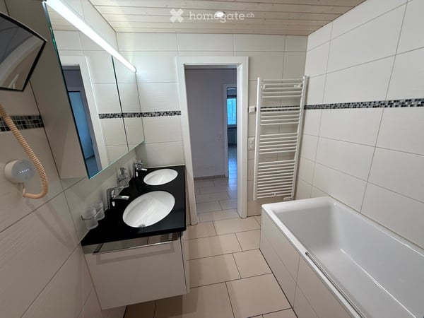 Charmante 6.5-Zimmer-Ferienwohnung mit Garten in Laax – sofort verfügbar 15