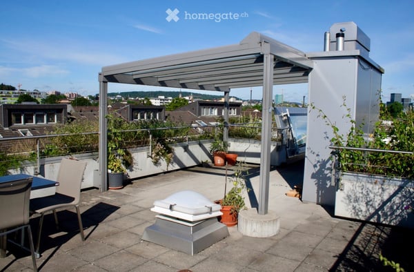 Lichtdurchflutete Wohnung mit grosser privater Dachterrasse (inklusive Parkplatz) 15
