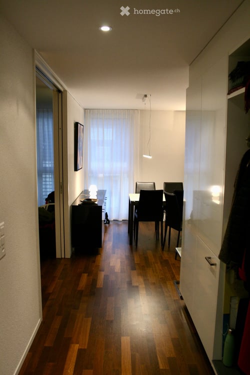 Lichtdurchflutete Wohnung mit grosser privater Dachterrasse (inklusive Parkplatz) 8