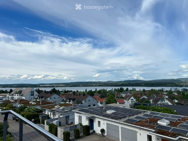 schönes Terrassenhaus in Maur mit traumhafter Aussicht auf Greifensee und Alpen, befristet (2 Jahre) 9