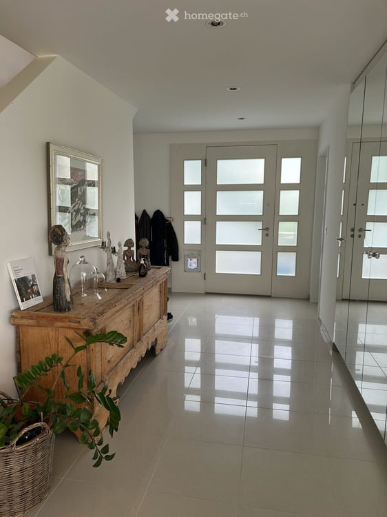 schönes Terrassenhaus in Maur mit traumhafter Aussicht auf Greifensee und Alpen, befristet (2 Jahre) 5