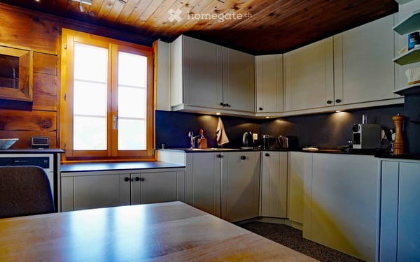Charmante 3-Zimmer-Wohnung im historischen Dorfkern von Grimentz 4