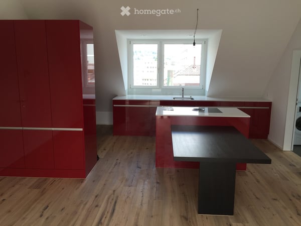 Moderne 2.5-Zimmer-Dachwohnung mit Bergblick an der Brünigstrasse in Luzern 2