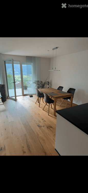 Helle 4.5-Zimmer-Wohnung mit Bergblick und Balkon in Zizers 1