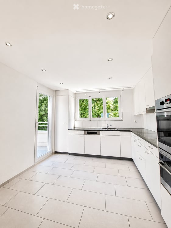 Exklusive 4.5-Zimmer-Attikawohnung mit Seesicht pur – 3 Terrassen und 131.4 m² Wohlfühlräume ❤️ 10