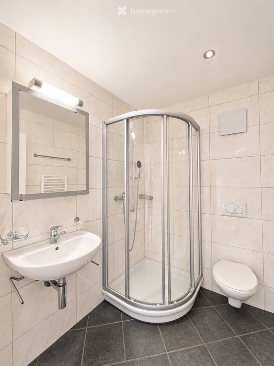 Exklusive 4.5-Zimmer-Attikawohnung mit Seesicht pur – 3 Terrassen und 131.4 m² Wohlfühlräume ❤️ 17