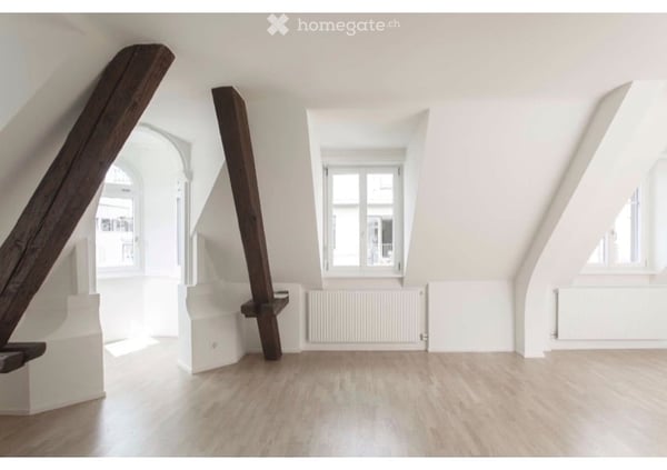 Charmante 3.5-Zimmer-Dachwohnung mit Dachterrasse in Zürich 8004