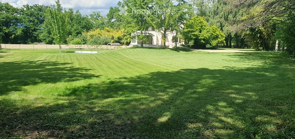 Spacious 7-Room Semi-Detached House with Pool in Prévessin-Moëns 4