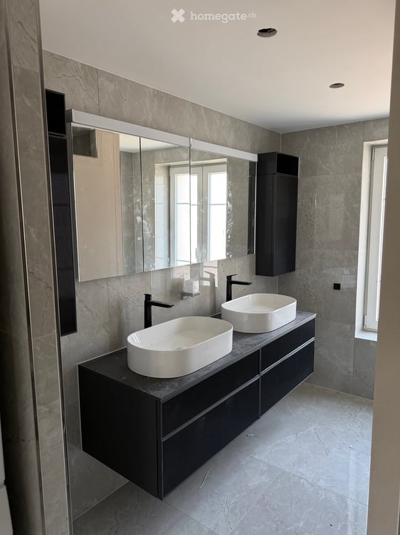 Helle 4.5-Zimmer-Dachwohnung in Rüti ZH – Sofort verfügbar! 4