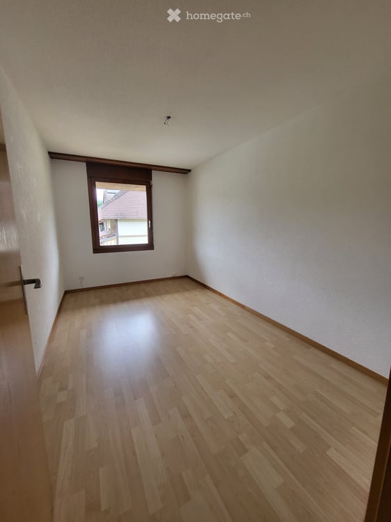 Appartement 3.5 pièces lumineux avec balcon à Biel/Bienne 5