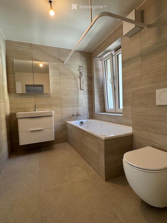 Appartement de 3.5 pièces rénové avec balcon à Vallorbe 3