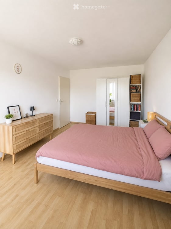 Wohnung im Grünen hell und grosszügig nach Eigentümerstandard 3