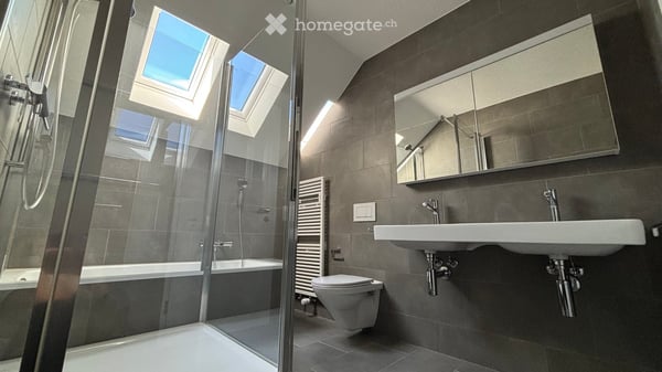 Neu ausgebaute 4.5-Zimmer-Wohnung mit Terrasse & Weitsicht in Kilchberg 6