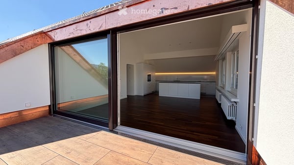 Neu ausgebaute 4.5-Zimmer-Wohnung mit Terrasse & Weitsicht in Kilchberg 2