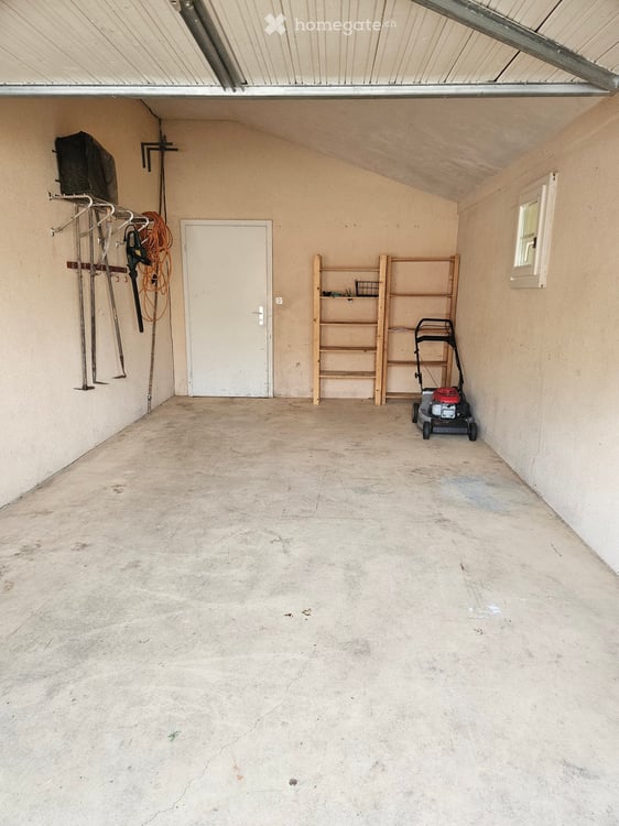 Charmantes 6-Zimmer-Zweifamilienhaus in Zwingen – ruhige Lage mit schöner Aussicht 2