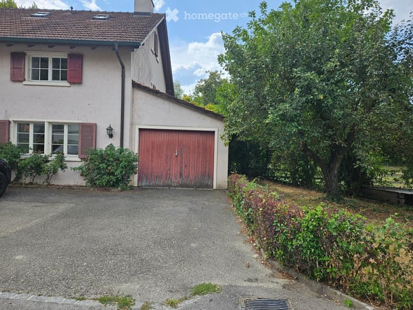 Charmantes 6-Zimmer-Zweifamilienhaus in Zwingen – ruhige Lage mit schöner Aussicht 28