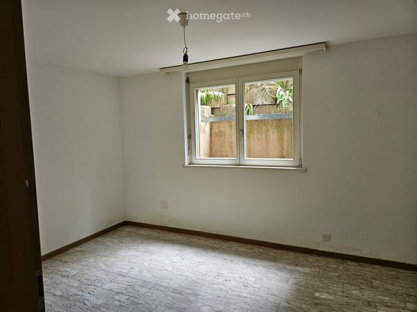 Charmantes 6-Zimmer-Zweifamilienhaus in Zwingen – ruhige Lage mit schöner Aussicht 6