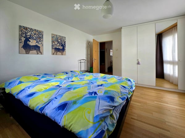 Charmante 2.5-Zimmer-Wohnung mit Balkon und herrlicher Aussicht in Flims Dorf 5