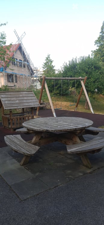 Bel appartement de 4 pièces au rez-de-chaussée avec terrasse couverte 19
