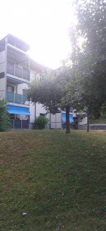 Bel appartement de 4 pièces au rez-de-chaussée avec terrasse couverte 20