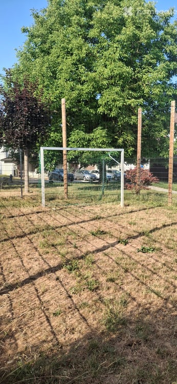 Bel appartement de 4 pièces au rez-de-chaussée avec terrasse couverte 18
