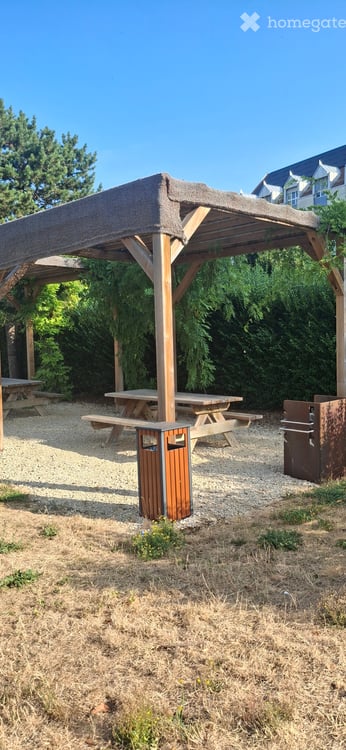 Bel appartement de 4 pièces au rez-de-chaussée avec terrasse couverte 17
