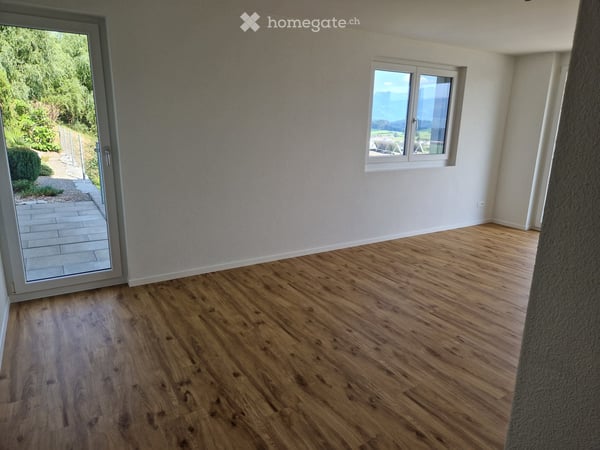 Wohnen mit herrlichem Ausblick auf die Schwyzer und Glarner Alpen 10