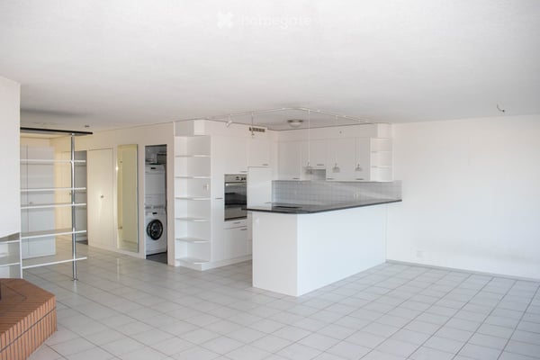 Charmante 4.5-Zimmer-Wohnung mit Berg- und Seesicht in Herrliberg 12