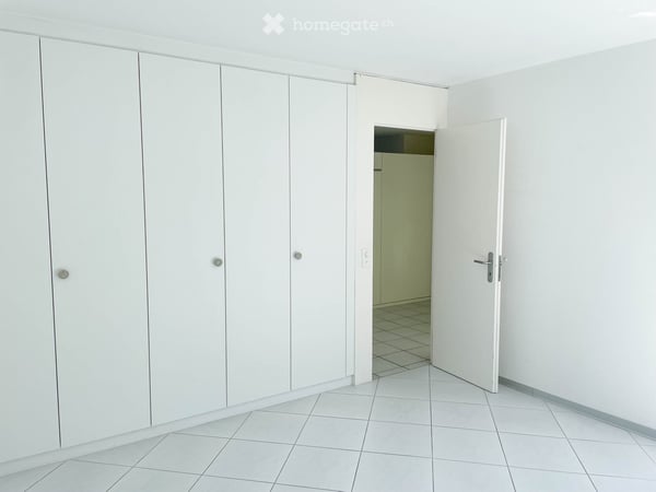 Charmante 4.5-Zimmer-Wohnung mit Berg- und Seesicht in Herrliberg 14