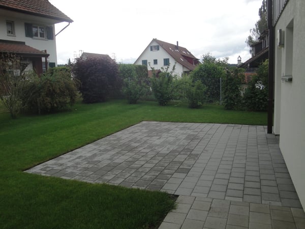 Charmanter 3.5-Zimmer-Hausteil mit separatem Eingang und zwei Aussenparkplätzen 16