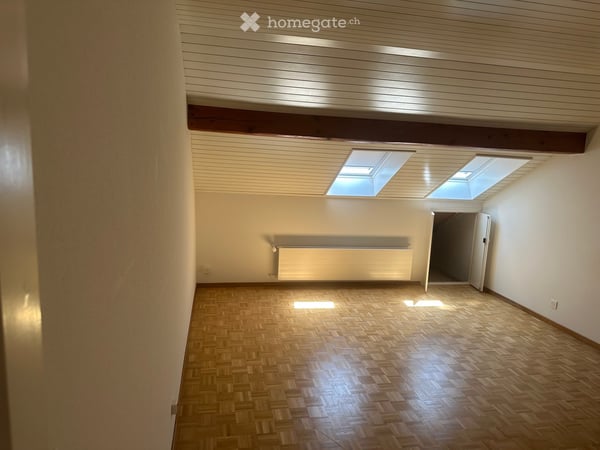 Bel Appartement de 2.5 pièces proche du centre-ville (vue lac) 5