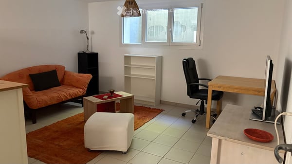 Studio meublé moderne à Vessy – Idéal pour une vie confortable et tranquille 3
