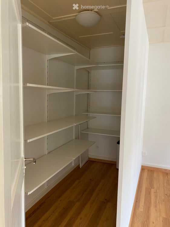 4.5 Zimmer Wohnung im Altbau mit Charm, Terrasse und Halbstöcken. 9
