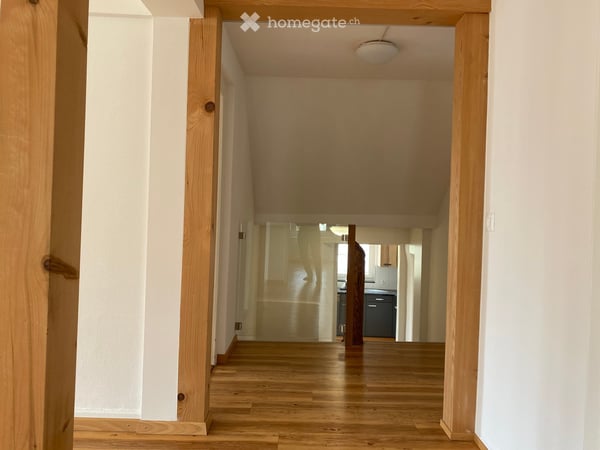 4.5 Zimmer Wohnung im Altbau mit Charm, Terrasse und Halbstöcken. 8