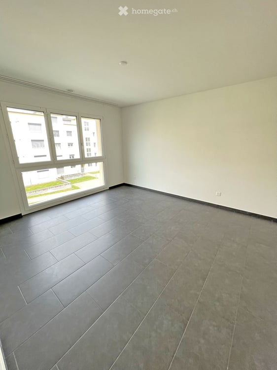Helle 3.5-Zimmer-Wohnung mit Balkon in Safenwil 5